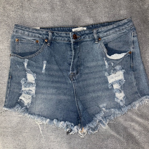 Almost Famous Pants - Almost Famous Frayed Hem Blue Jean Shorts